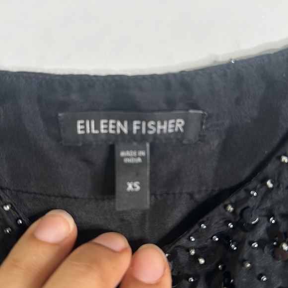 Eileen fisher black slik top size XS - Picture 5 of 7